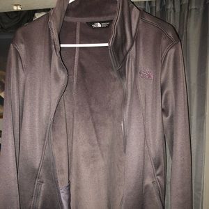 Women’s gray Northface jacket